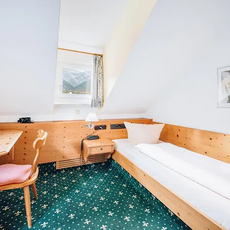 Hotel Garni Nuss Grainau Exterior photo