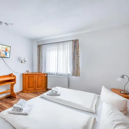 Hotel Garni Nuss Grainau Exterior photo